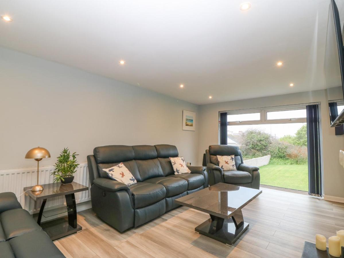Artro Villa Cemaes Bay Exteriör bild