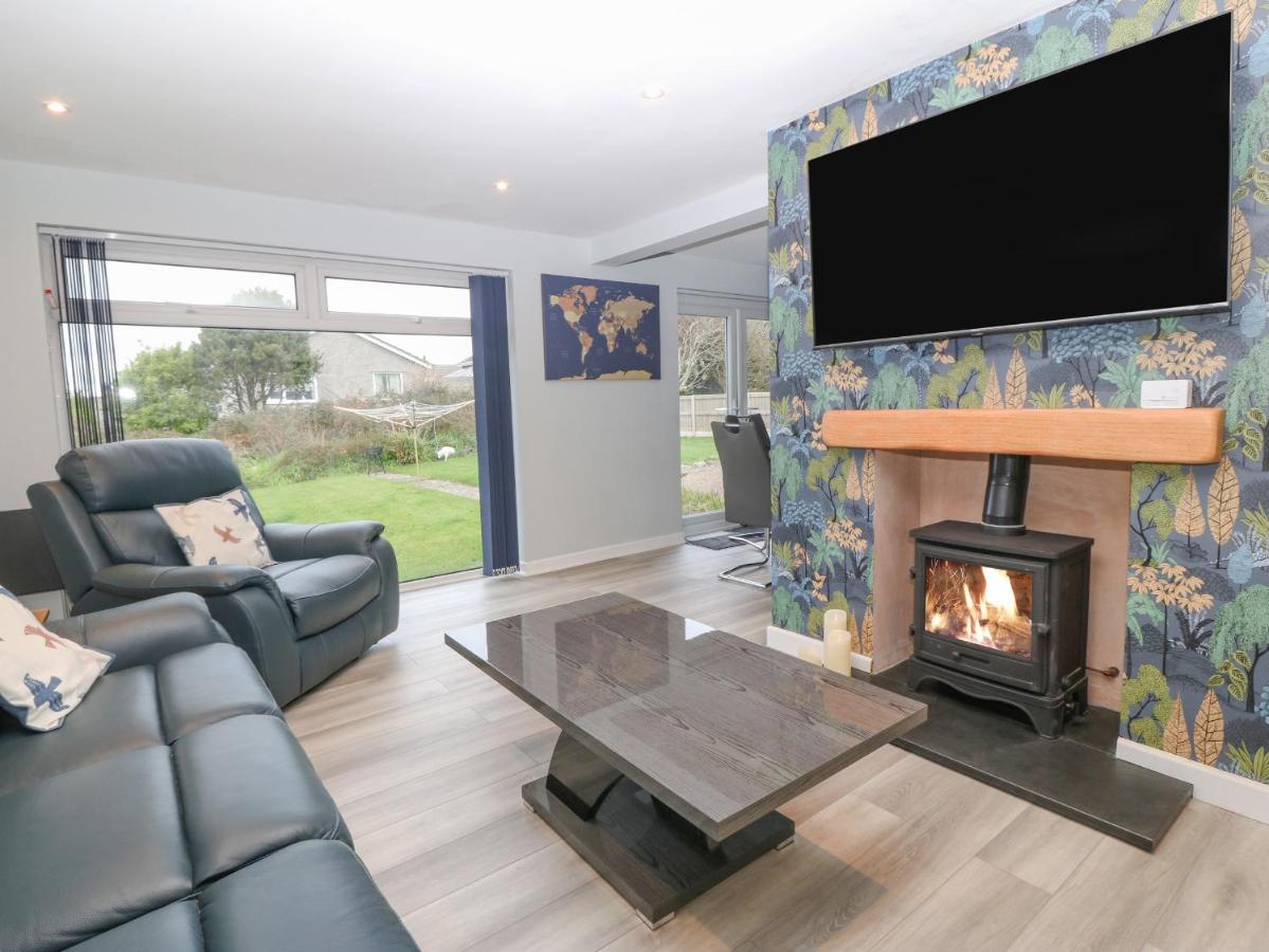 Artro Villa Cemaes Bay Exteriör bild