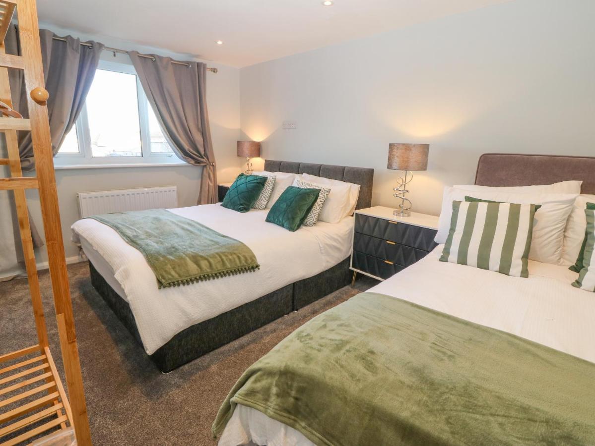 Artro Villa Cemaes Bay Exteriör bild